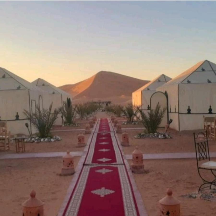 ホテル Family Luxury Glamping メルズーガ エクステリア 写真