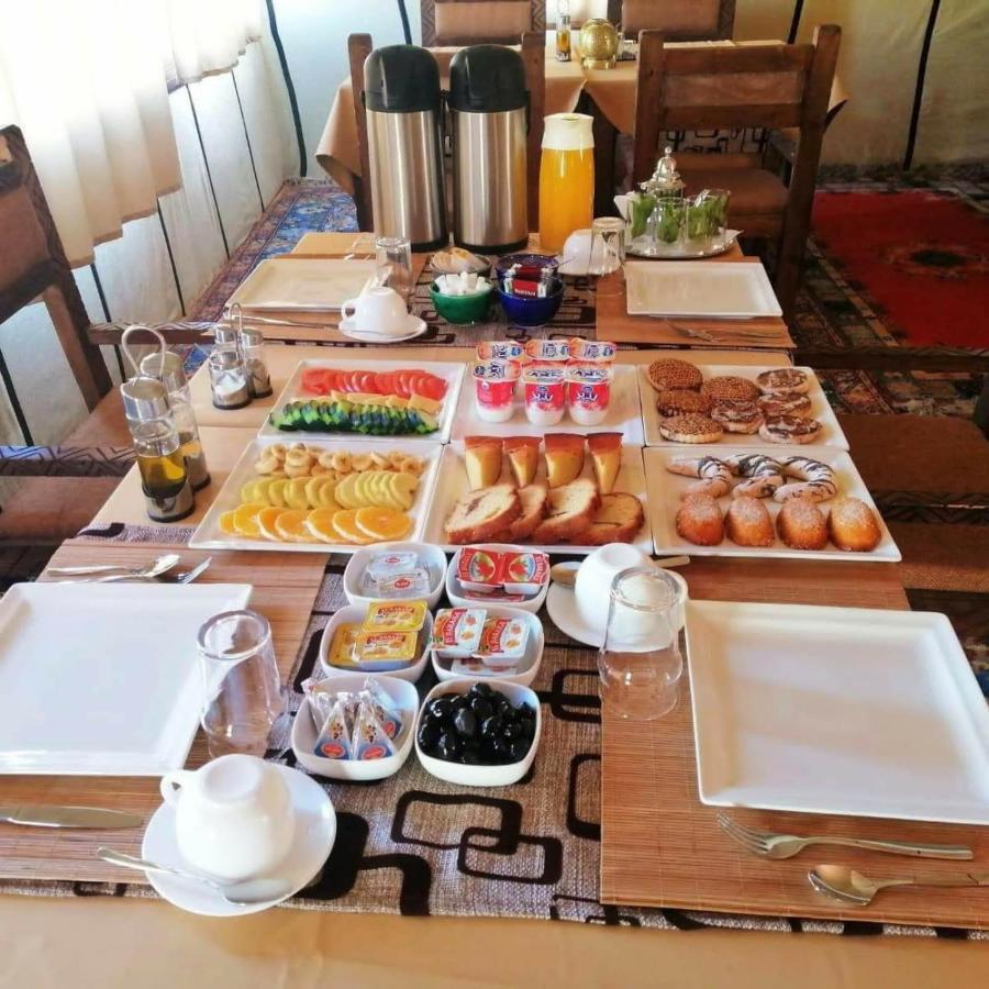 ホテル Family Luxury Glamping メルズーガ エクステリア 写真