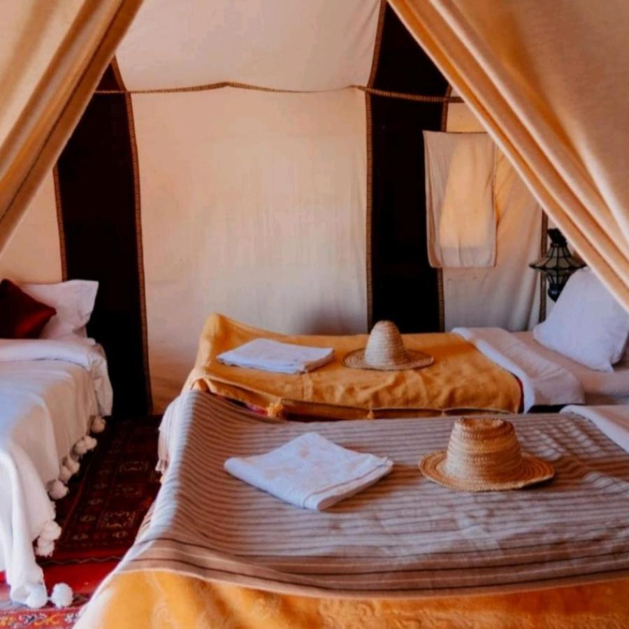ホテル Family Luxury Glamping メルズーガ エクステリア 写真