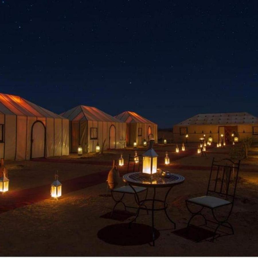 ホテル Family Luxury Glamping メルズーガ エクステリア 写真
