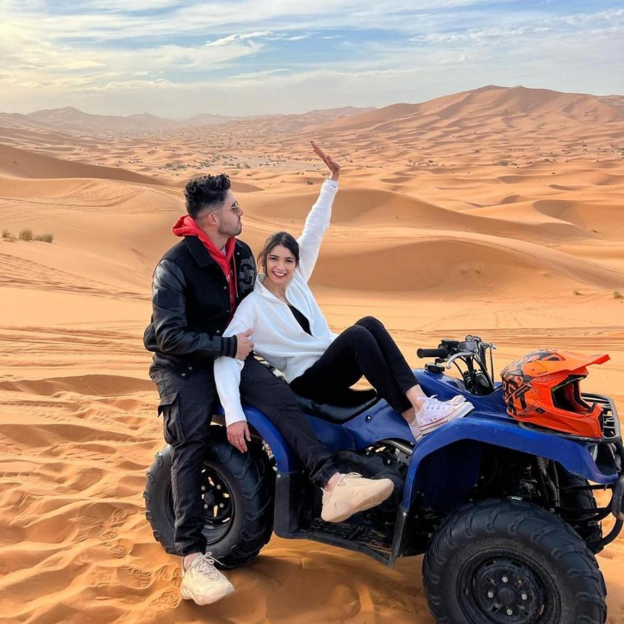 ホテル Family Luxury Glamping メルズーガ エクステリア 写真
