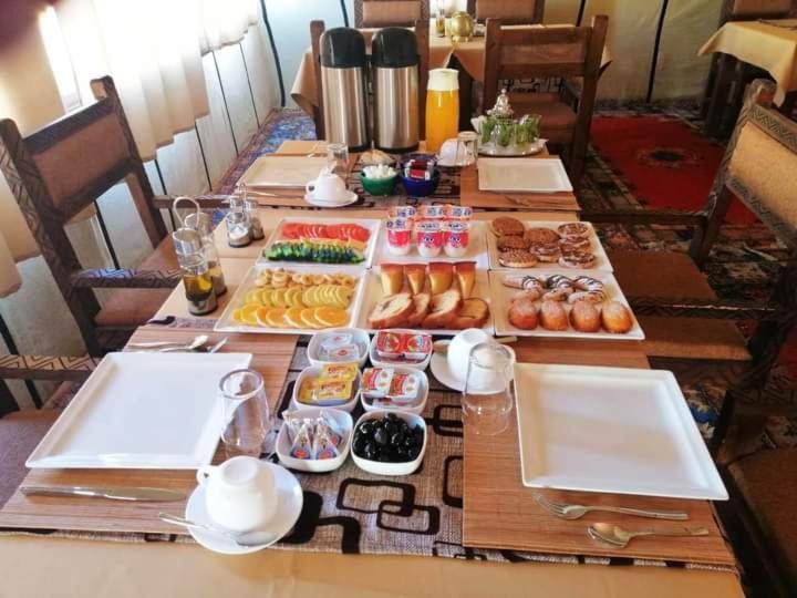 ホテル Family Luxury Glamping メルズーガ エクステリア 写真
